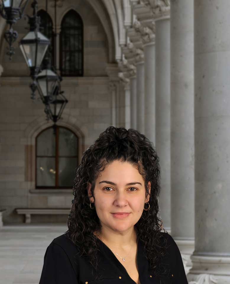 Krystel Delacruz | Abogados de Lesiones Personales Que Hablan Español | Anzalone & Doyle Trial Lawyers